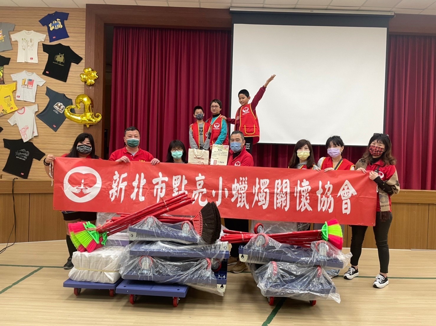 新北市點亮小蠟燭關懷協會協助教養院生