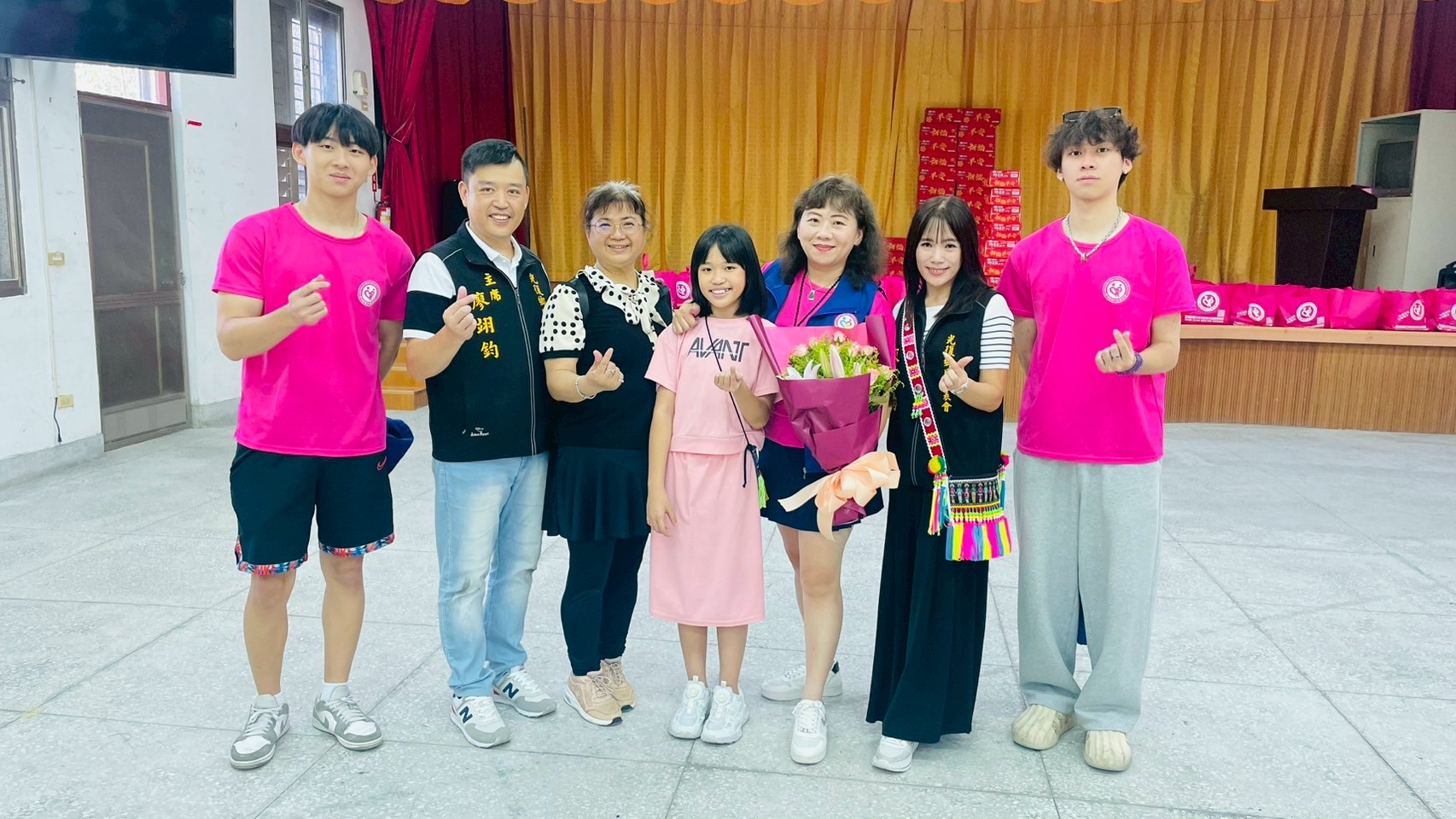 愛相隨親子成長協會 關懷偏鄉 捐贈物資 送愛到光復