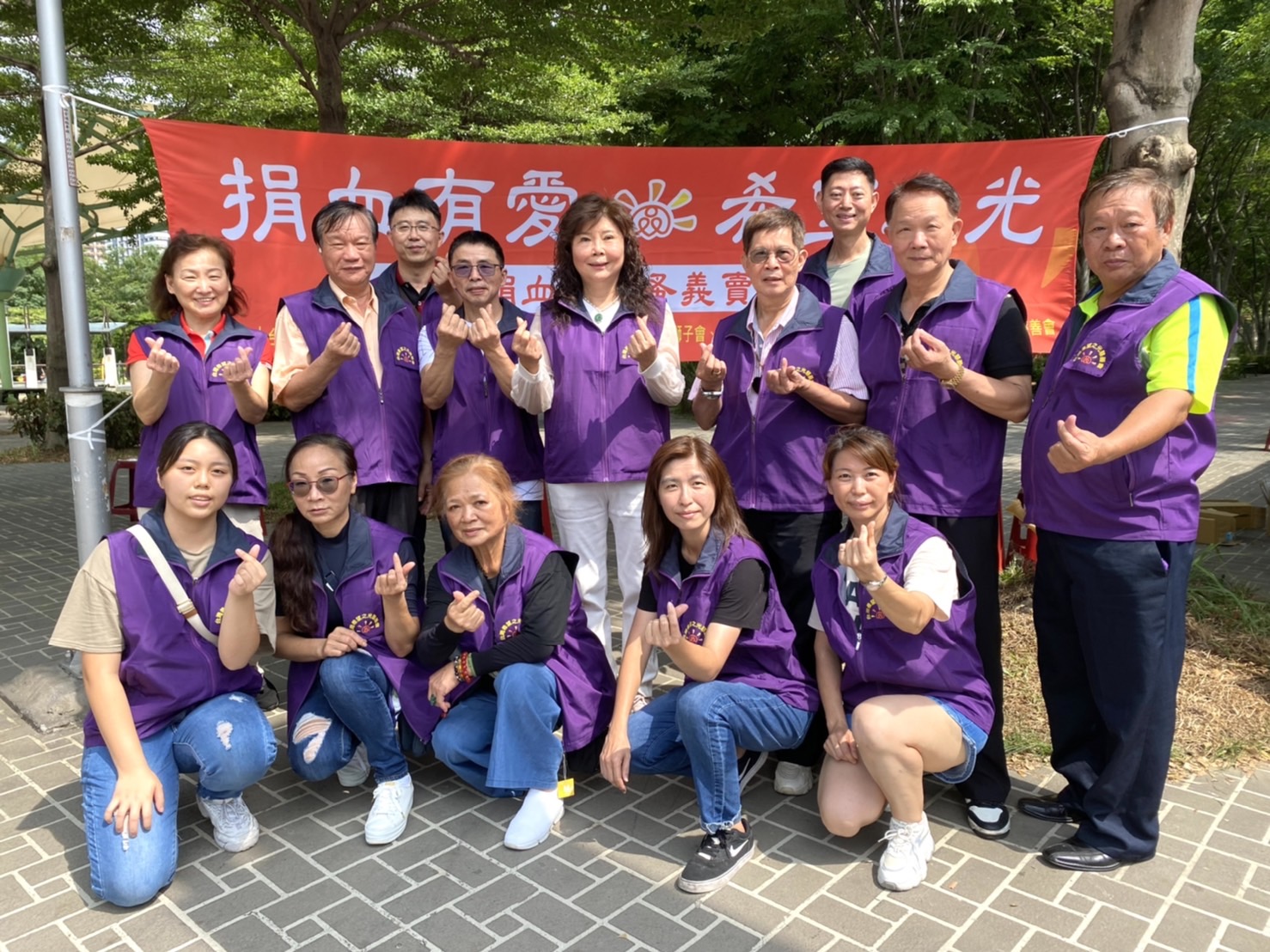 六大公益團體熱心善舉舉辦捐血 跳蚤義賣活動