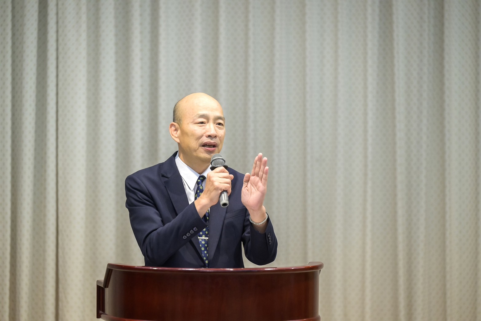 立法院長接見中華傳統文化弘揚孝道總會一行