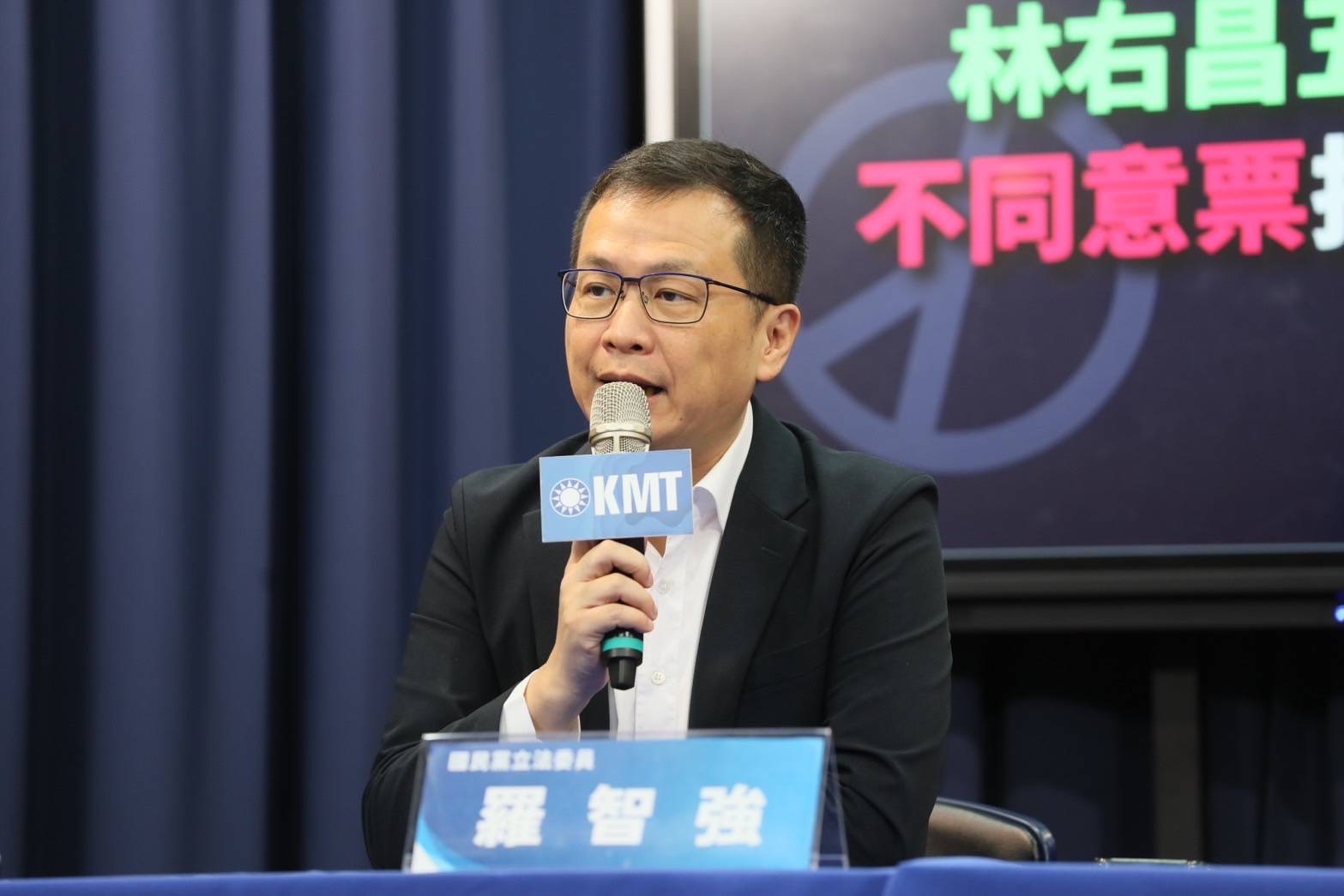 林右昌五大弊案現形 不同意票扯下惡罷遮羞布