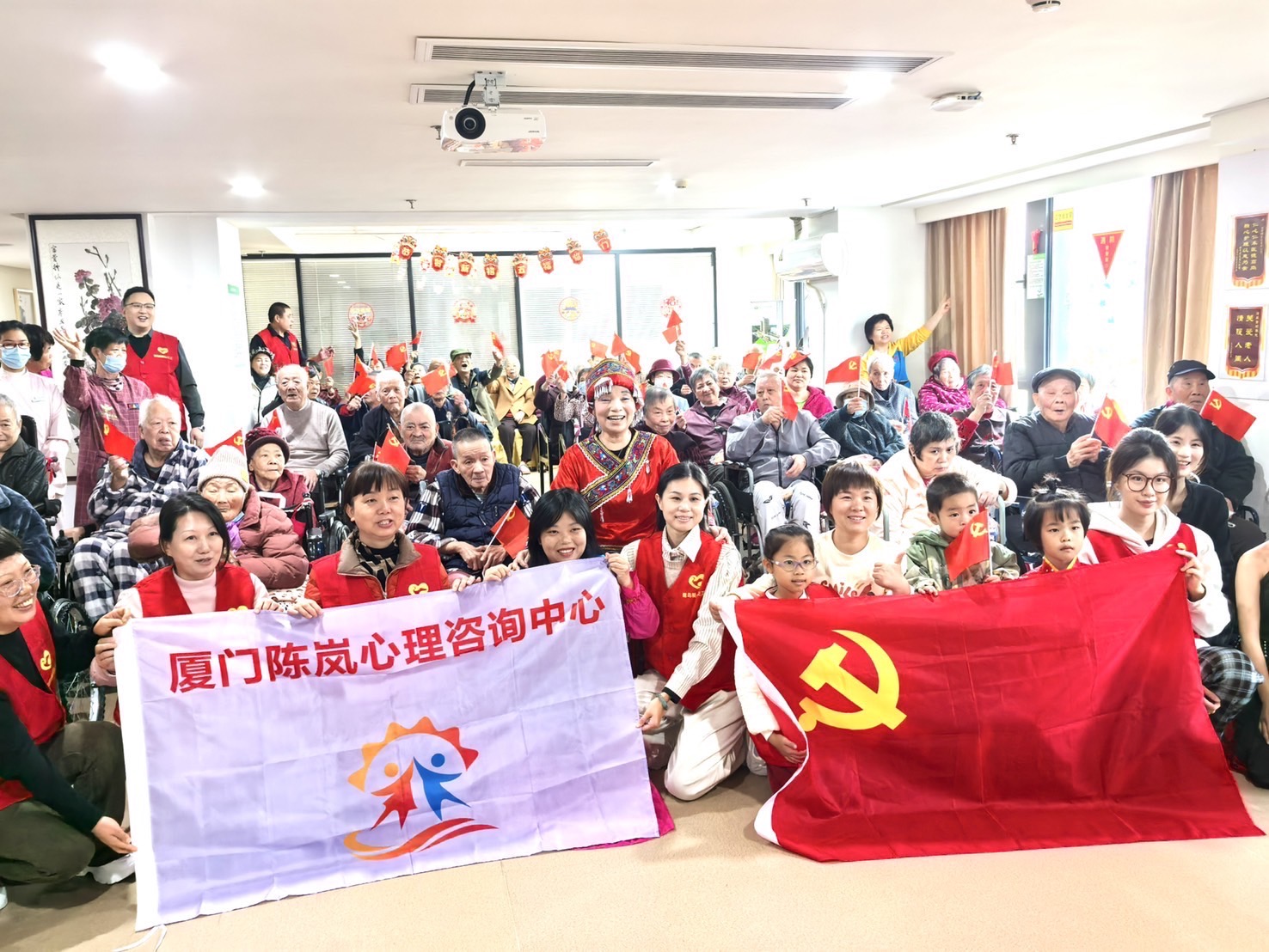 慶祝元旦迎新春 愛在蘭馨 慢飛康復天使們 愛心傳遞不停歇