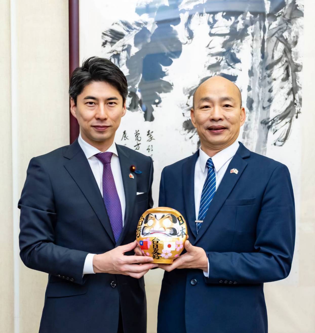 立法院韓國瑜院長款宴「日本自民黨青年局」中曾根康隆局長一行