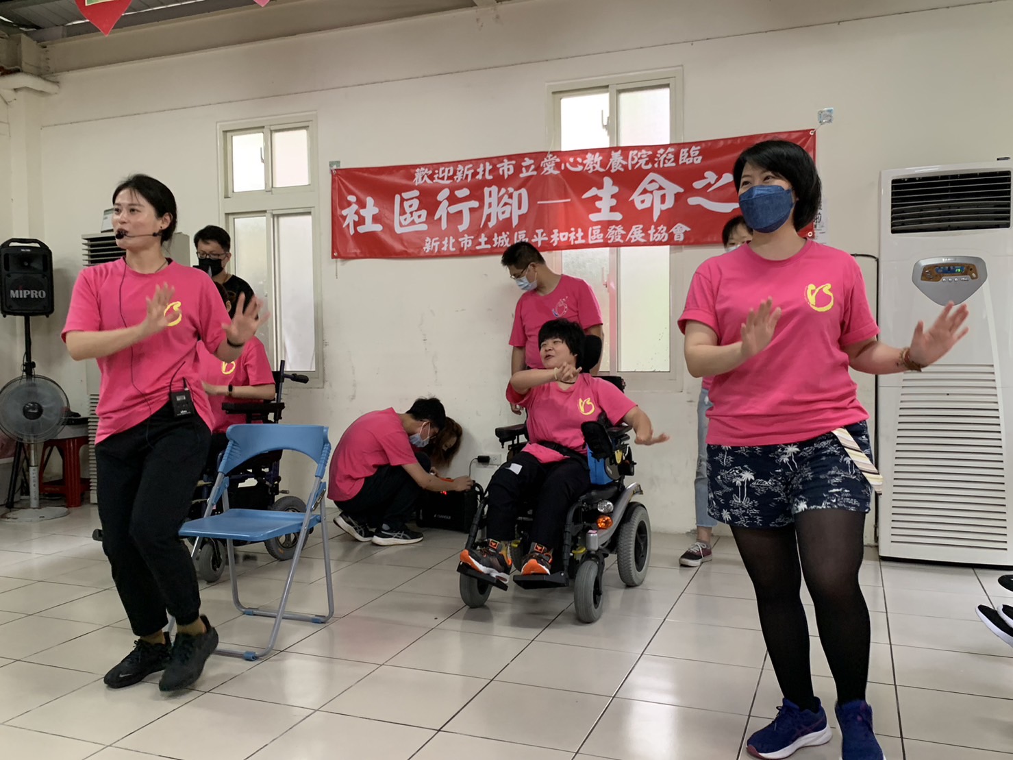 疫情趨緩，八里愛心教養院重啟生命之美巡迴列車。