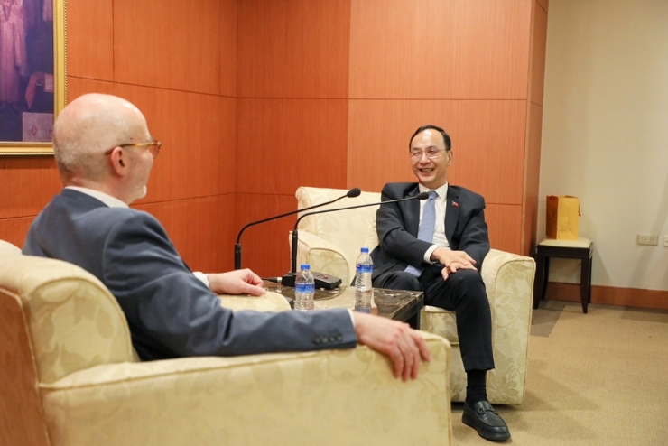 朱立倫會見AIT新任處長谷立言 盼與老朋友共同守護區域安全 共創台美關係高峰