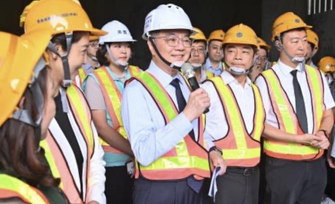 視察臺鐵集集支線基礎設施改善情形 卓揆期許儘早通車 活絡地方觀光產業發展